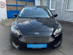 Schwarz Gebraucht 2015 Ford Focus Titanium Limousine | 4.990 € (Guter Preis)