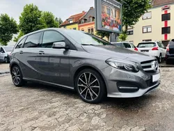 Grau Gebraucht 2015 Mercedes B200 Van / Kleinbus | 12.900 € (Fairer Preis)