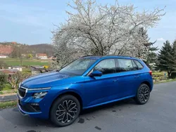 Raceblau metallic Gebraucht 2024 Skoda Kamiq Drive SUV | 23.290 € (Fairer Preis)