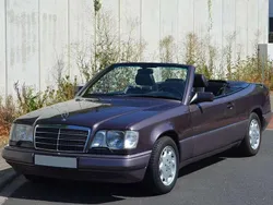 Violet Gebraucht 1994 Mercedes E320 Cabrio | 23.990 €