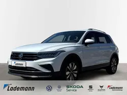 Weiß Gebraucht 2024 VW Tiguan Move SUV | 33.624 € (Superpreis)