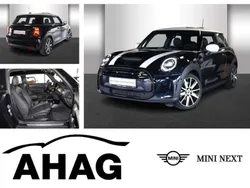 Enigmatic black metallic Gebraucht 2024 Mini Cooper SE Premium Kleinwagen | 24.440 € (Fairer Preis)