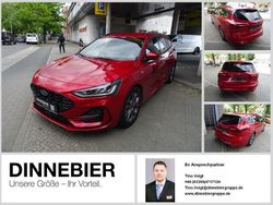 Rot (metallic) Gebraucht 2024 Ford Focus ST-Line X Kombi | 27.989 € (Etwas zu teuer)