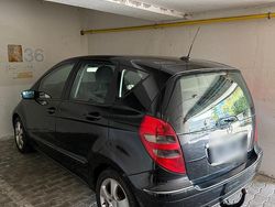Schwarz Gebraucht 2005 Mercedes A170 Avantgarde Kleinwagen | 500 € (Fairer Preis)