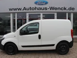 Weiß Gebraucht 2016 Fiat Fiorino Van / Kleinbus | 8.870 € (Etwas zu teuer)