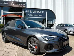 Grau Gebraucht 2021 Audi A3 Sportback e-tron S-Line Limousine | 29.000 € (Etwas zu teuer)