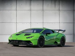 Grün Gebraucht 2024 Lamborghini Huracán Coupé | 379.900 €