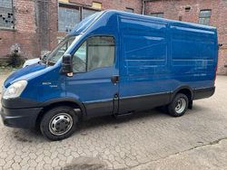 Blau Gebraucht 2012 Iveco Daily Van / Kleinbus | 5.200 €