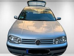 Silber Gebraucht 2002 VW Golf IV Kleinwagen | 850 € (Guter Preis)