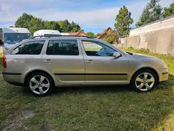 Gold Gebraucht 2006 Skoda Octavia Kombi | 1.700 € (Fairer Preis)