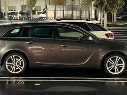 Grau Gebraucht 2010 Opel Insignia Kombi | 5.400 € (Teuer)