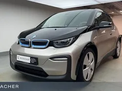 Kaschmirsilber metallic Gebraucht 2022 BMW i3 Performance Kleinwagen | 21.990 € (Fairer Preis)