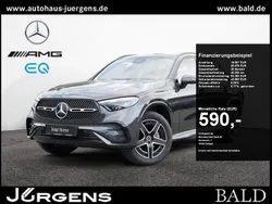 Grau graphitgrau metallic Gebraucht 2024 Mercedes GLC300e AMG SUV | 62.290 € (Guter Preis)