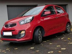 Rot Gebraucht 2015 Kia Picanto 2 Kleinwagen | 3.300 € (Guter Preis)