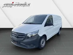 Arktikweiss Gebraucht 2022 Mercedes Vito Van / Kleinbus | 21.500 €