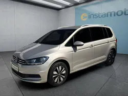 Silber Gebraucht 2023 VW Touran Van / Kleinbus | 33.499 € (Fairer Preis)