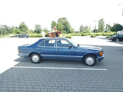 Blau Gebraucht 1990 Mercedes 420 SE Limousine | 16.400 €