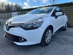 Weiß Gebraucht 2013 Renault Clio IV Expression Kleinwagen | 4.999 € (Guter Preis)