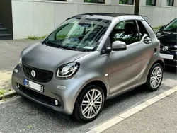 Grau Gebraucht 2019 Smart ForTwo Electric Drive Prime Cabrio | 13.900 € (Fairer Preis)