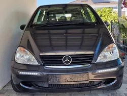 Grau Gebraucht 2002 Mercedes A170 Classic Van / Kleinbus | 2.600 € (Etwas zu teuer)