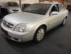 Silber Gebraucht 2003 Opel Vectra Limousine | 5.300 €