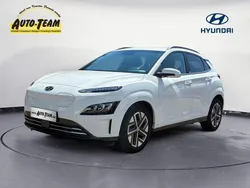 Weiß Gebraucht 2021 Hyundai Kona Trend SUV | 22.990 € (Fairer Preis)