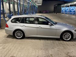 Schwarz Gebraucht 2010 BMW 318 Kombi | 6.200 € (Fairer Preis)