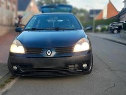 Andere farben Gebraucht 2004 Renault Clio II Kleinwagen | 1.000 €