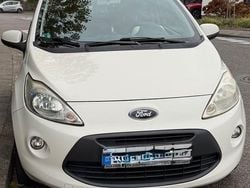 Weiß Gebraucht 2010 Ford Ka Trend Kleinwagen | 2.200 € (Guter Preis)