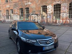 Schwarz Gebraucht 2014 Honda Accord Kombi | 8.000 €