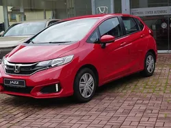 Milano red Gebraucht 2018 Honda Jazz Trend Kleinwagen | 12.450 € (Fairer Preis)