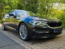 Grau Gebraucht 2018 BMW 530e Limousine | 30.700 €