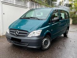 Grün Gebraucht 2012 Mercedes Viano Van / Kleinbus | 12.950 €