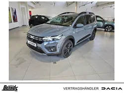 Grau Neu 2025 Dacia Jogger Expression Limousine | 21.949 € (Fairer Preis)