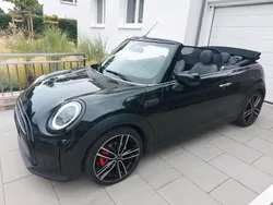 Schwarz Gebraucht 2023 Mini Cooper Cabriolet Cabrio | 26.500 € (Guter Preis)