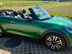 Grün Gebraucht 2023 Mini Cooper Cabriolet Cabrio | 28.444 € (Fairer Preis)