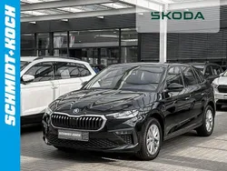 Black magic perleffekt Gebraucht 2024 Skoda Scala Selection Kleinwagen | 24.940 € (Fairer Preis)