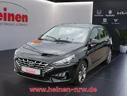 Schwarz Gebraucht 2023 Hyundai i30 Trend Limousine | 16.399 € (Fairer Preis)