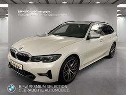 Weiß Gebraucht 2022 BMW 320 Sport Line Limousine | 30.870 € (Fairer Preis)