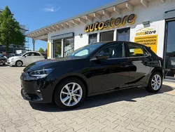 Diamant schwarz/schwarz Gebraucht 2023 Opel Corsa Elegance Kleinwagen | 17.900 € (Guter Preis)