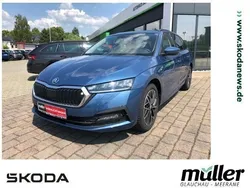 Blau (titanblau metallic) Gebraucht 2021 Skoda Octavia Clever Kombi | 19.650 € (Fairer Preis)