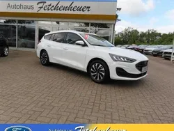 Frostweiss Gebraucht 2024 Ford Focus Kombi | 23.950 € (Guter Preis)