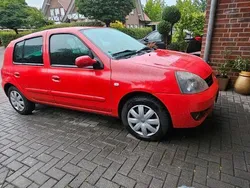 Rot Gebraucht 2007 Renault Clio II Limousine | 1.600 € (Guter Preis)