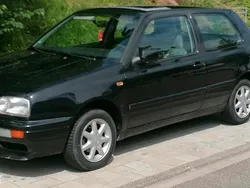 Schwarz Gebraucht 1997 VW Golf III Limousine | 400 € (Guter Preis)