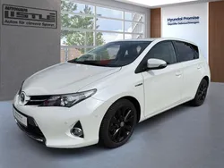 White pearl cs (metallic) Gebraucht 2013 Toyota Auris Hybrid Life Limousine | 11.485 € (Guter Preis)