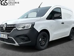 Weiß Gebraucht 2023 Renault Kangoo Rapid Advance Van / Kleinbus | 27.953 €