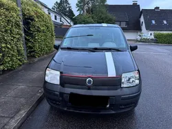 Schwarz Gebraucht 2005 Fiat Panda Kleinwagen | 700 €