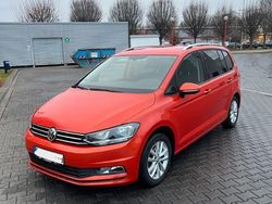 Orange Gebraucht 2016 VW Touran Comfortline Van / Kleinbus | 19.000 € (Fairer Preis)