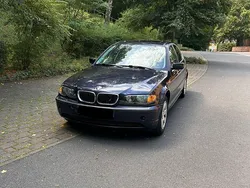 Blau Gebraucht 2002 BMW 325 Limousine | 4.990 € (Fairer Preis)