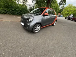 Grau Gebraucht 2016 Smart ForFour Edition #1 Kleinwagen | 7.300 € (Fairer Preis)